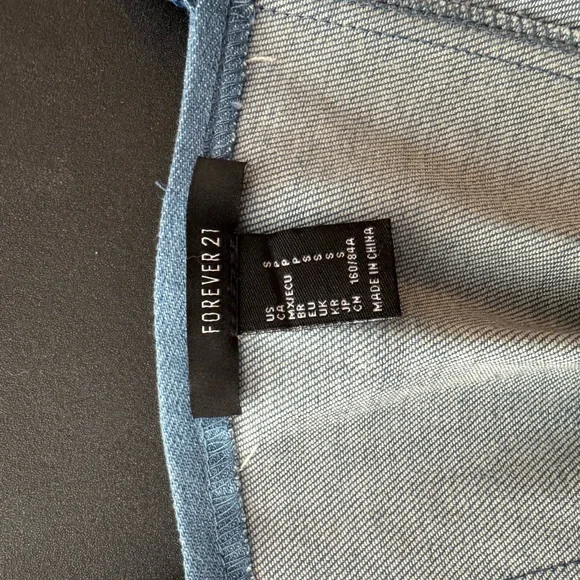 Forever 21 Navy Zip Front Heart Patch Cropped Tank - Picture 3 of 4